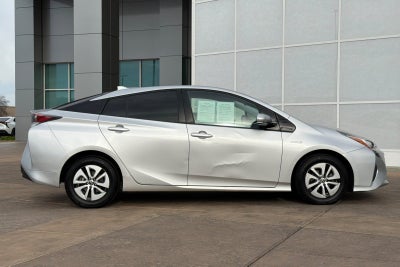 2016 Toyota Prius Three