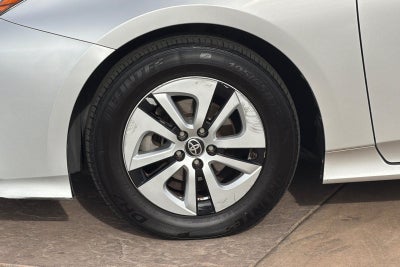 2016 Toyota Prius Three