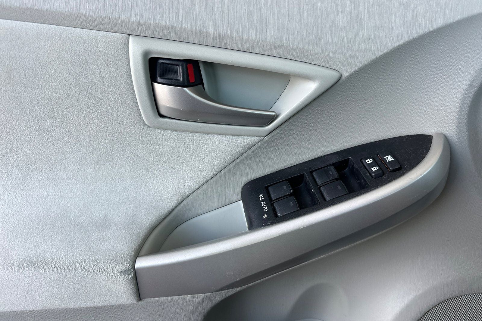 2014 Toyota Prius Three