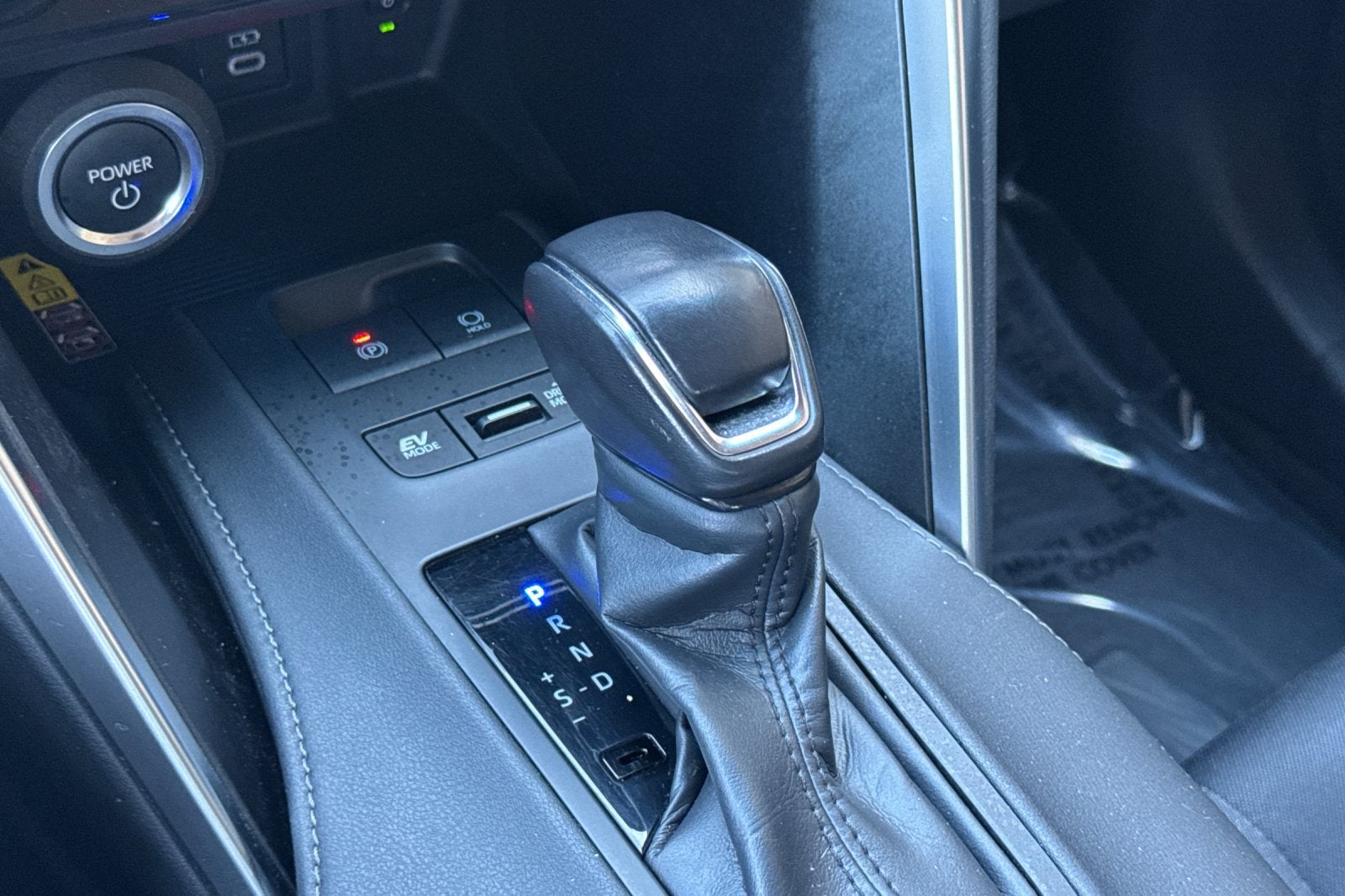 2024 Toyota Venza LE
