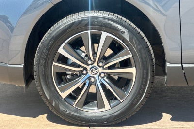 2024 Toyota Venza LE