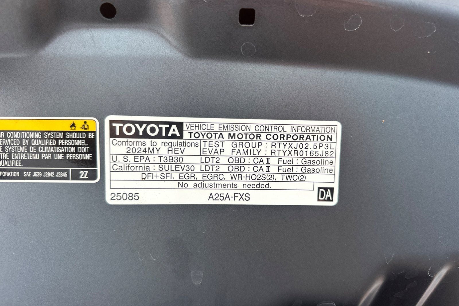 2024 Toyota Venza LE