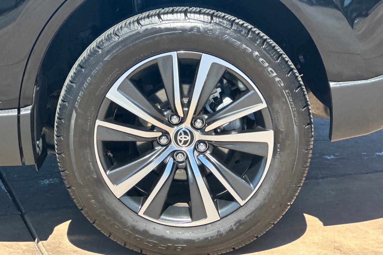 2021 Toyota Venza LE