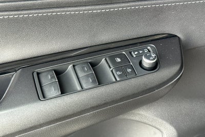 2024 Toyota Venza LE