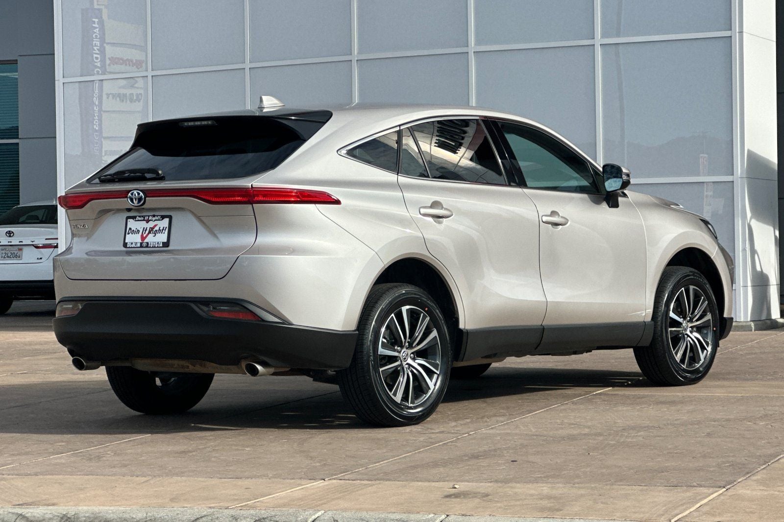 2024 Toyota Venza LE