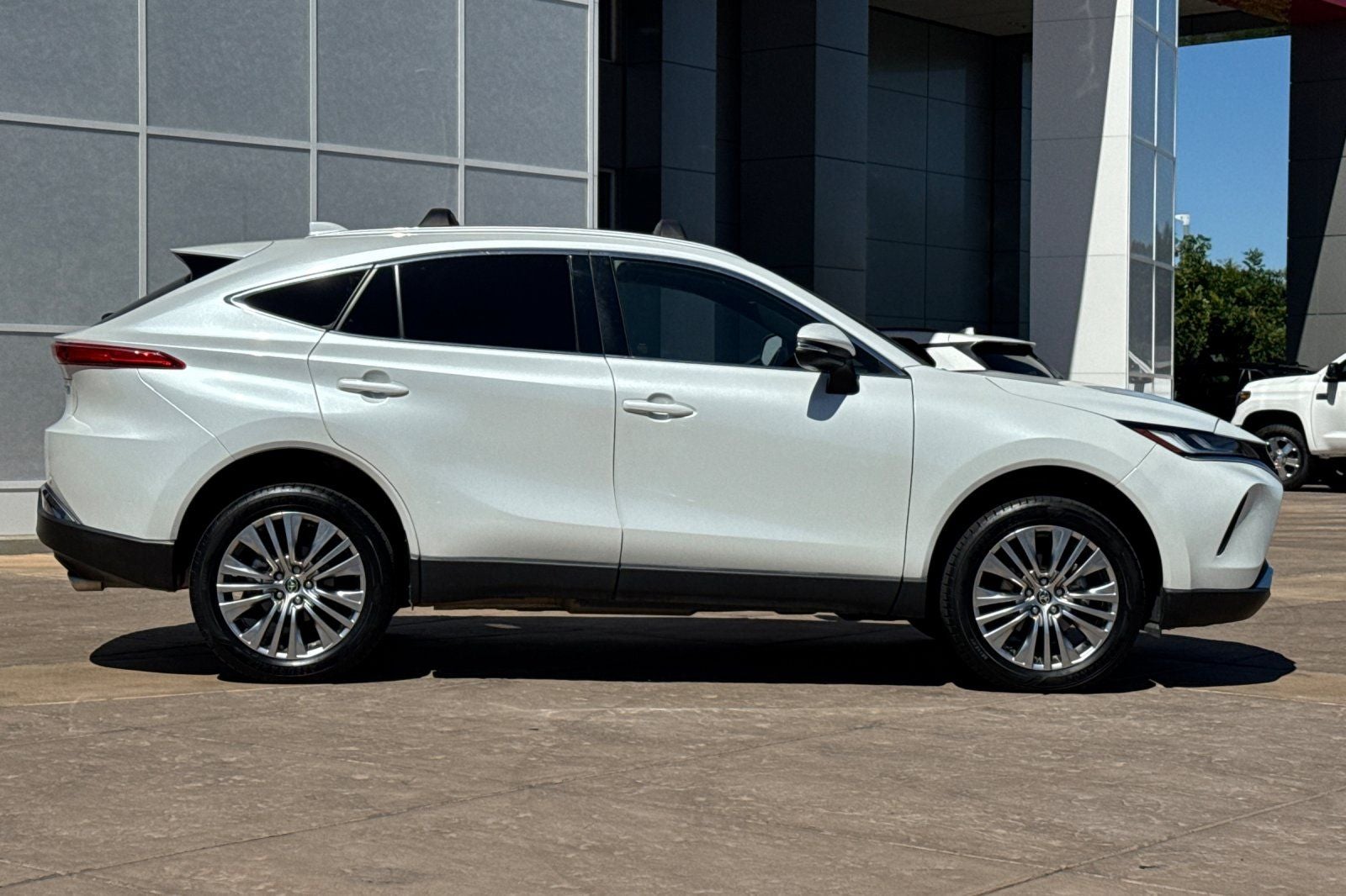 2023 Toyota Venza XLE