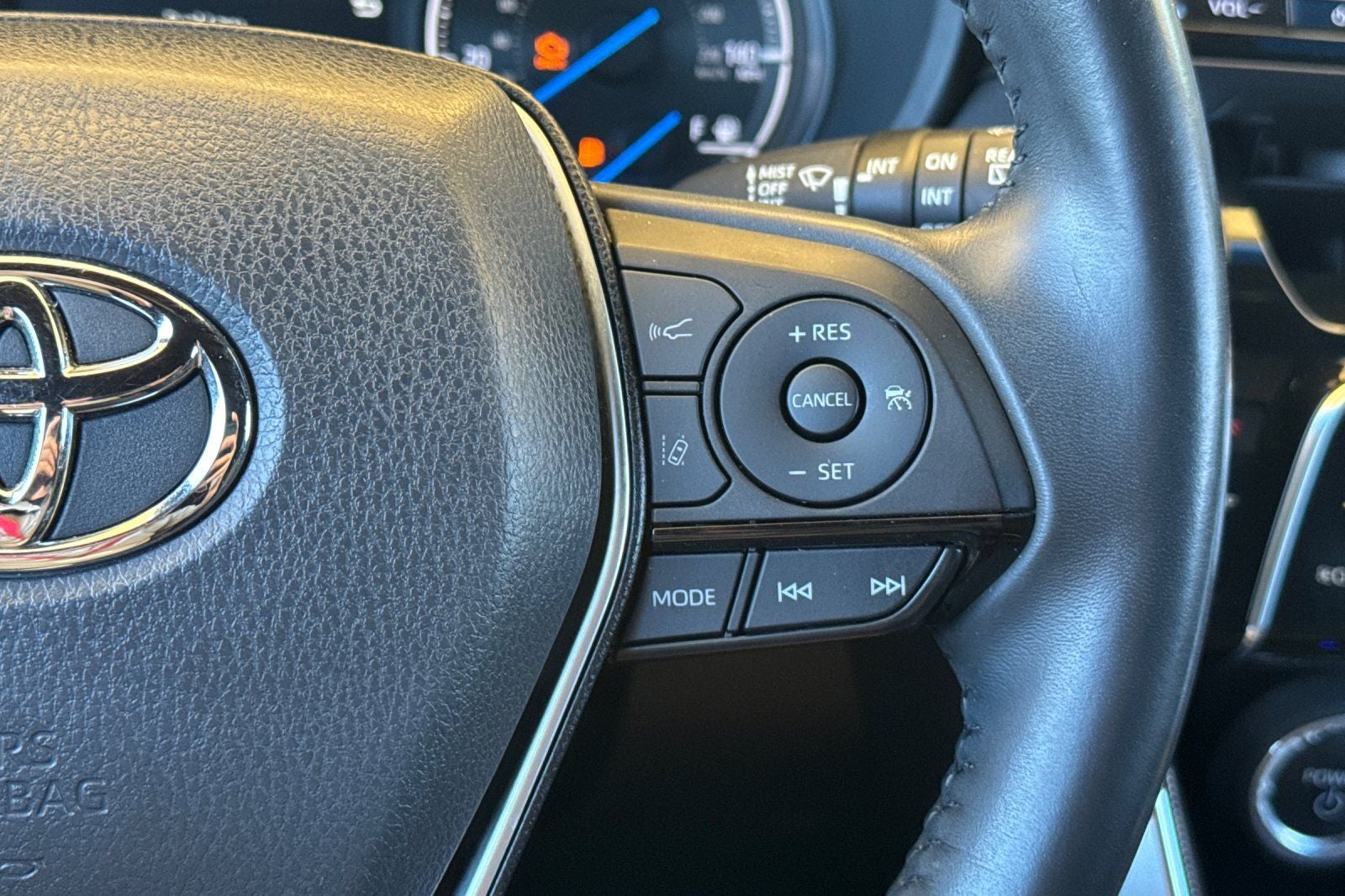 2023 Toyota Venza XLE