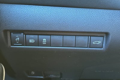 2023 Toyota Venza XLE