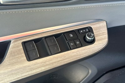 2024 Toyota Venza XLE