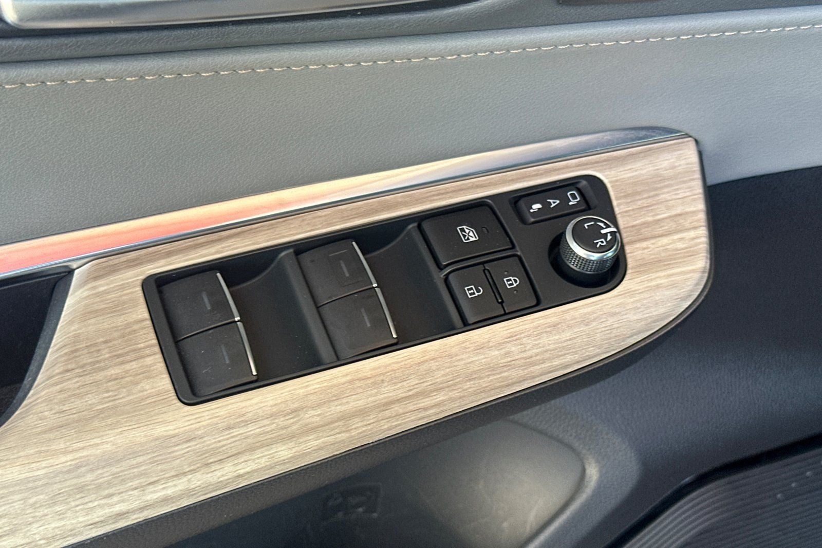 2024 Toyota Venza XLE