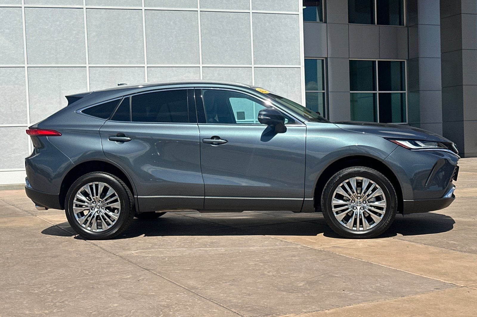 2024 Toyota Venza XLE