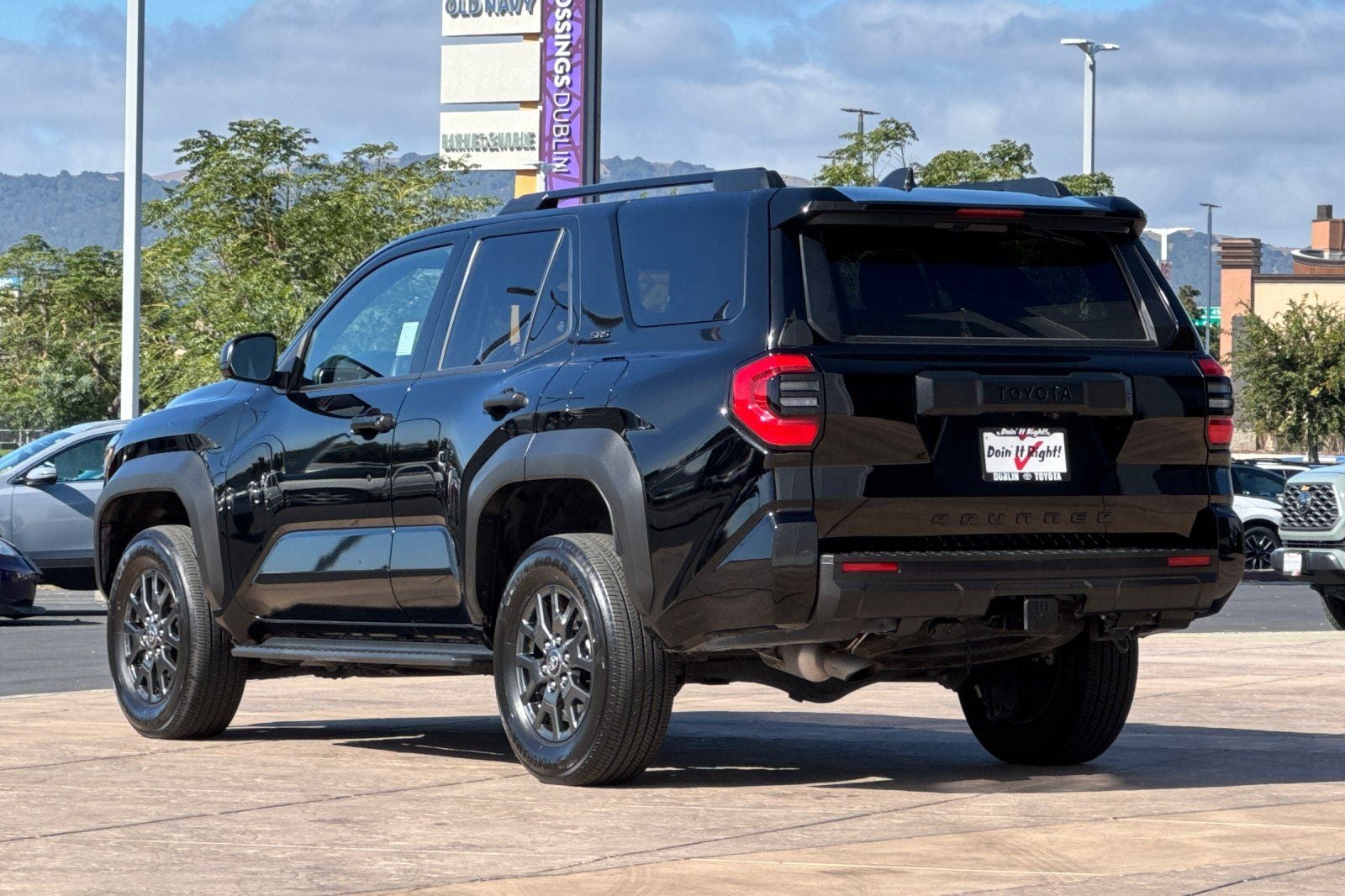 2025 Toyota 4Runner SR5