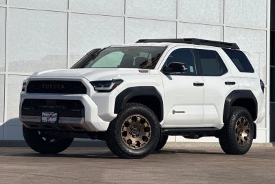 2025 Toyota 4Runner i-FORCE MAX Hybrid Trailhunter