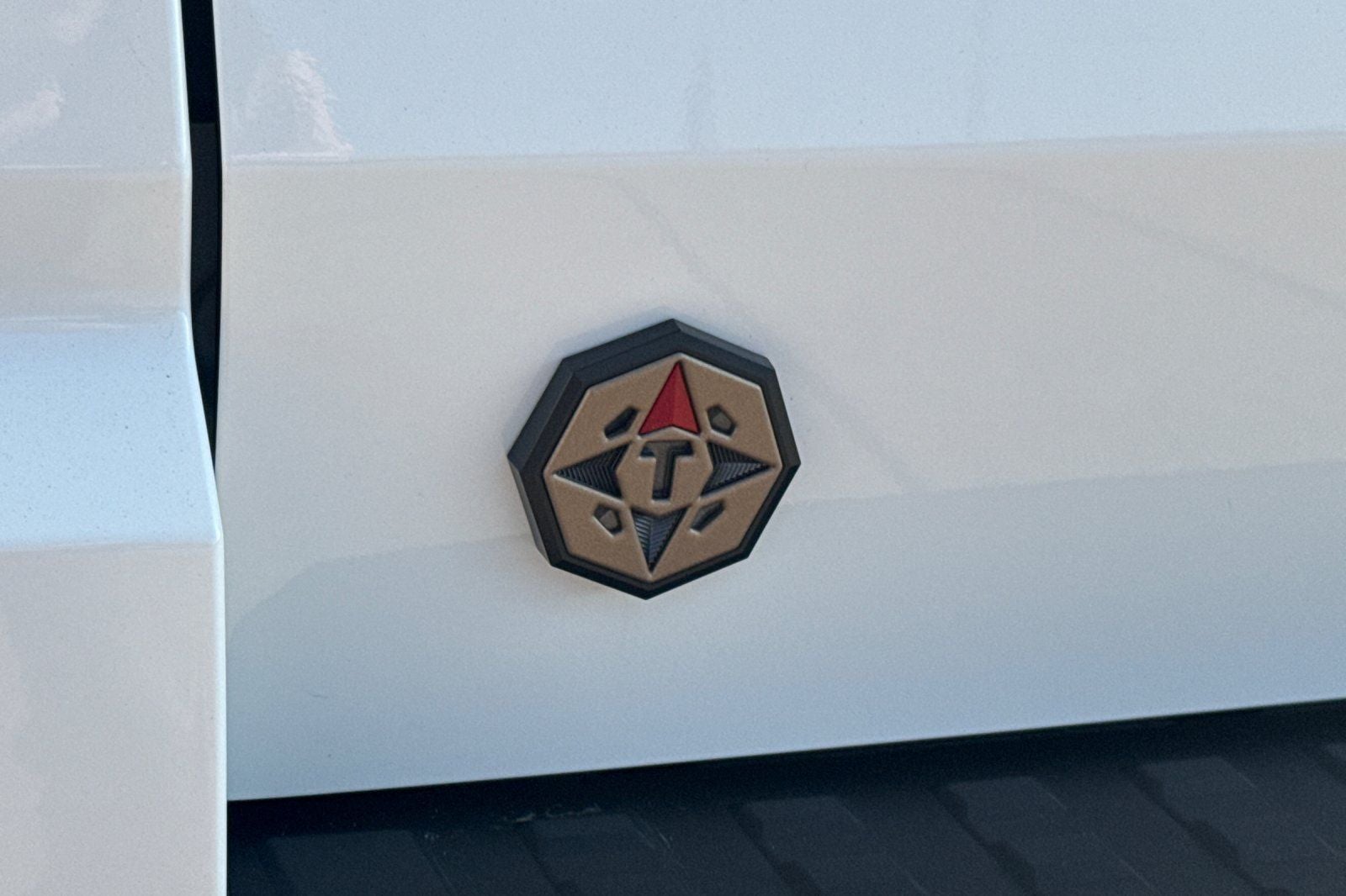 2025 Toyota 4Runner i-FORCE MAX Hybrid Trailhunter