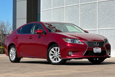 2013 Lexus ES 300h