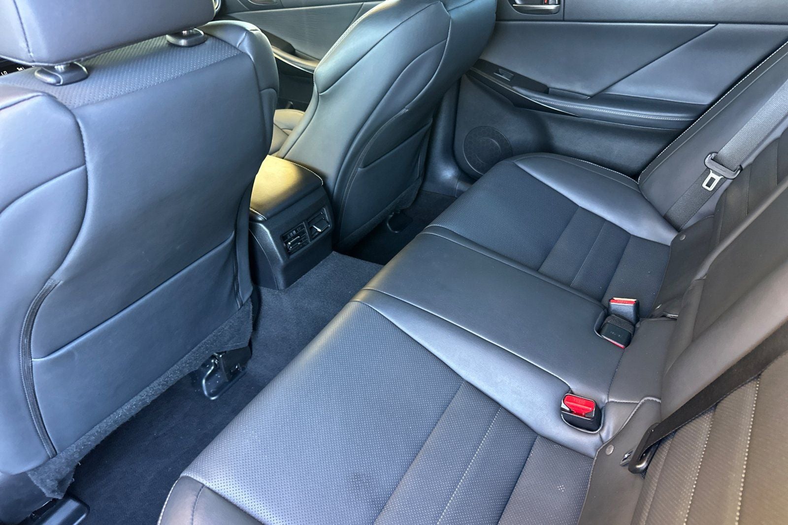 2024 Lexus IS 350 F SPORT