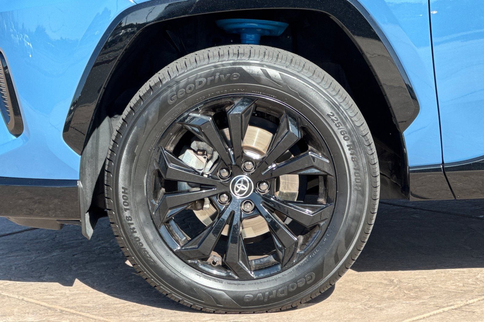 2024 Toyota RAV4 Hybrid SE