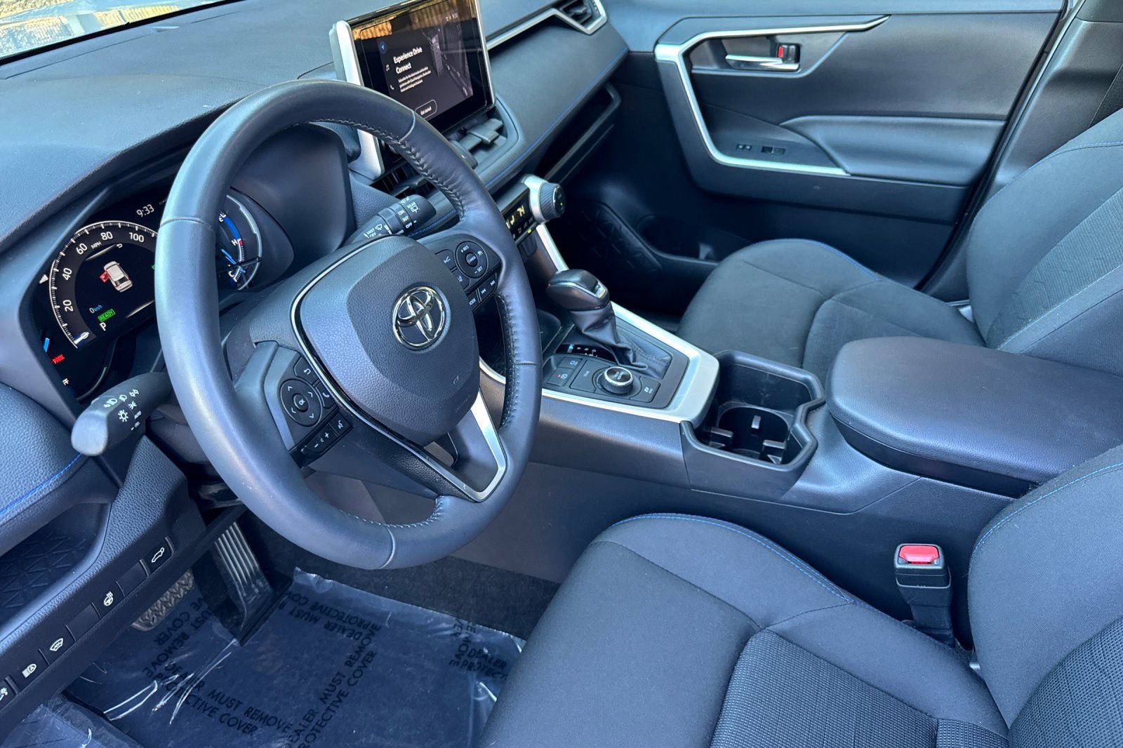 2024 Toyota RAV4 Hybrid SE