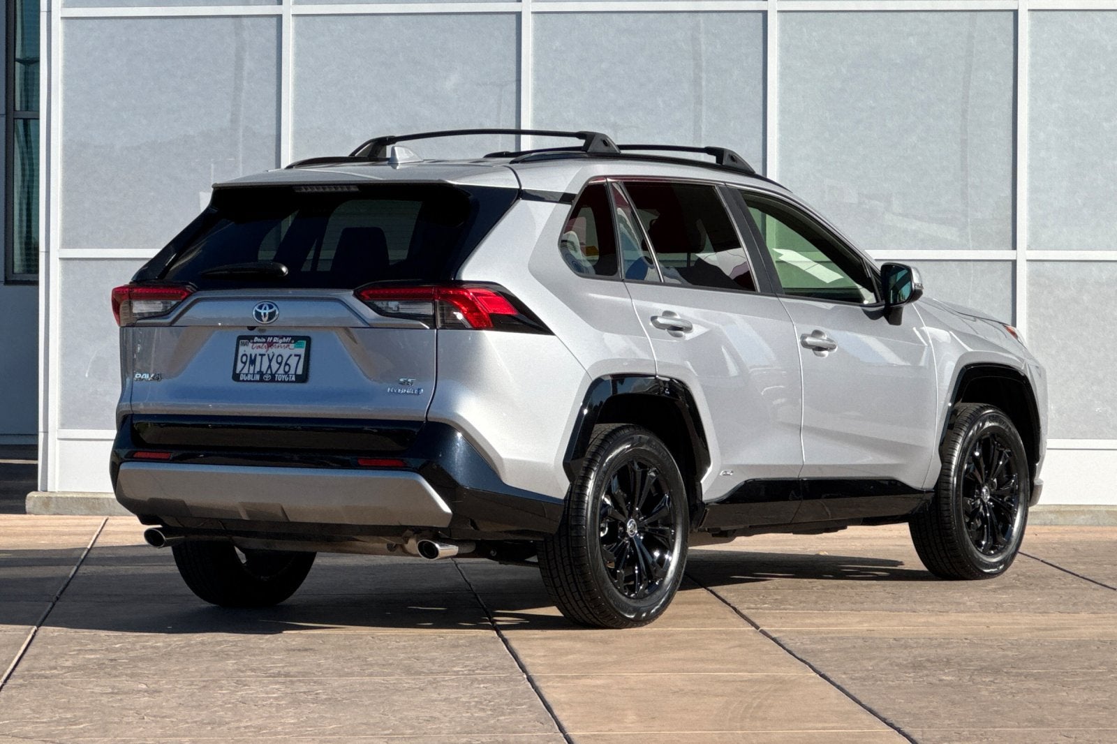 2024 Toyota RAV4 Hybrid SE