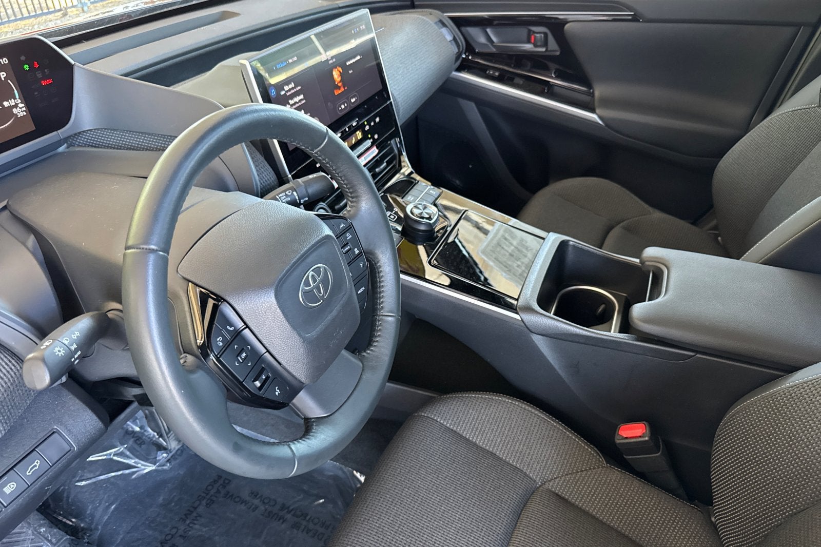 2025 Toyota bZ4X XLE