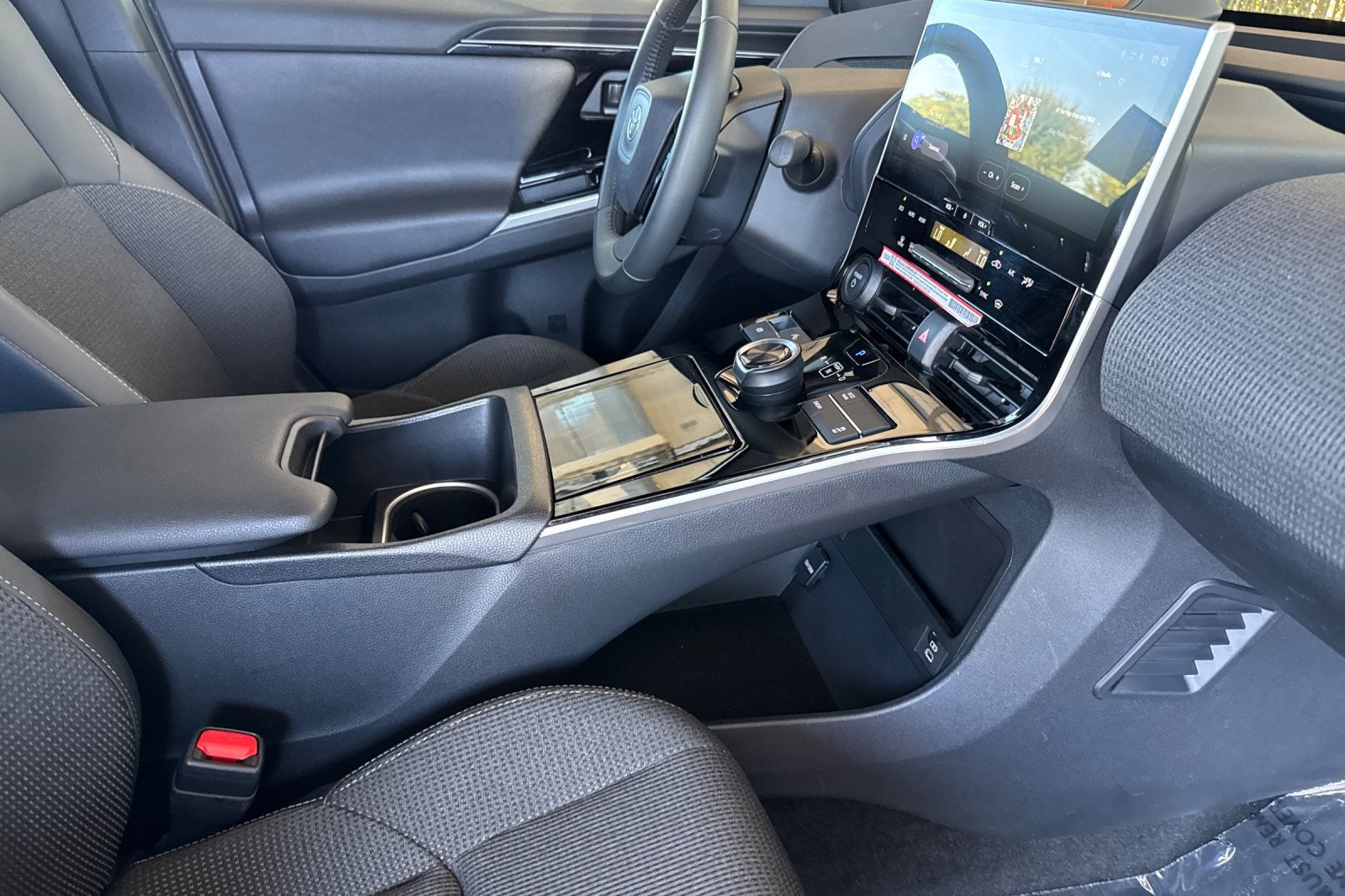 2025 Toyota bZ4X XLE