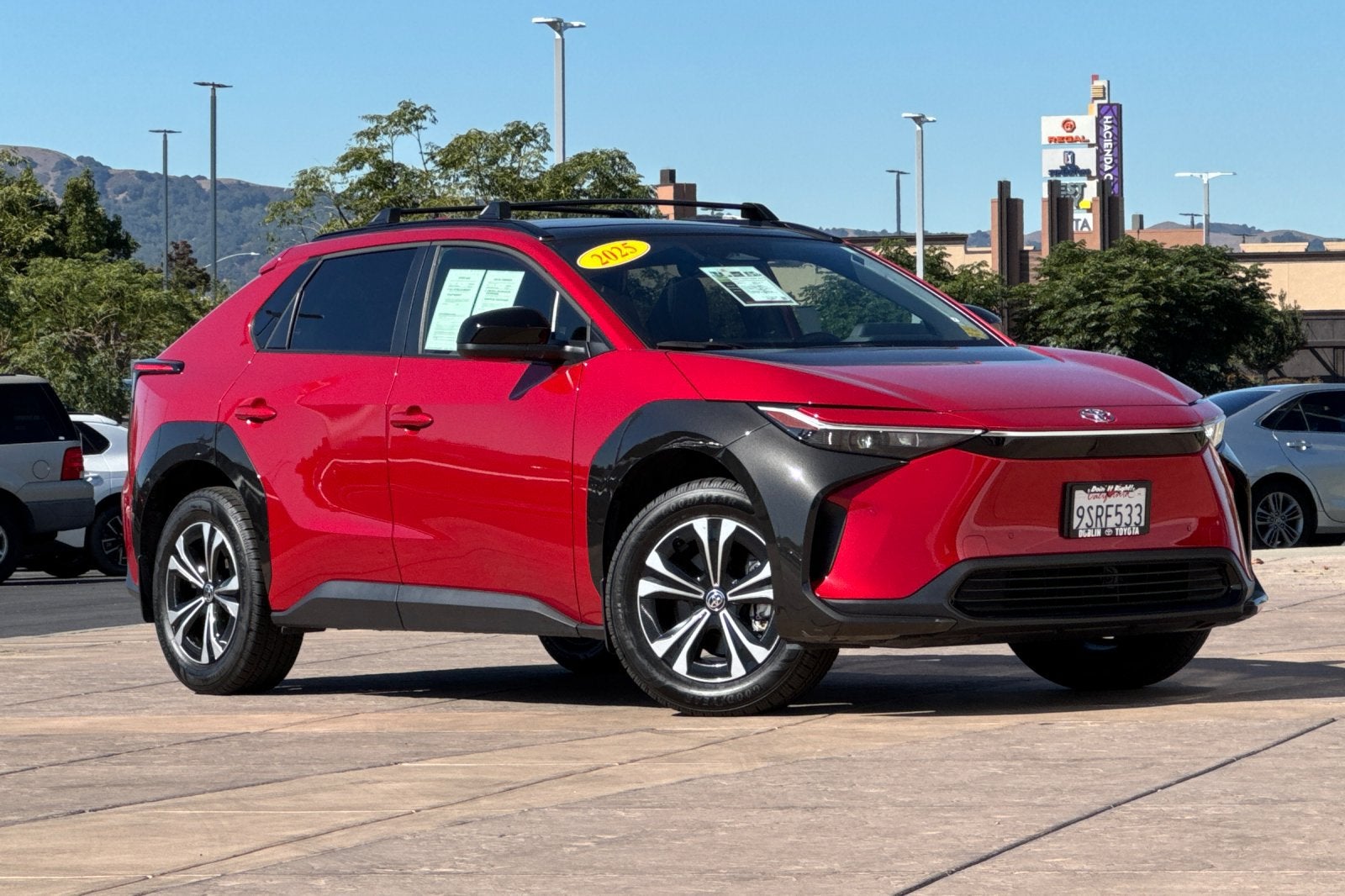 2025 Toyota bZ4X XLE