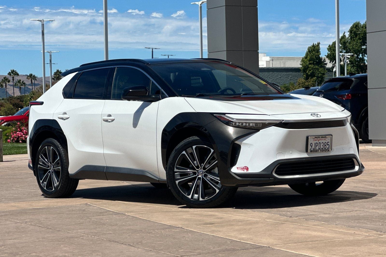 2023 Toyota bZ4X Limited