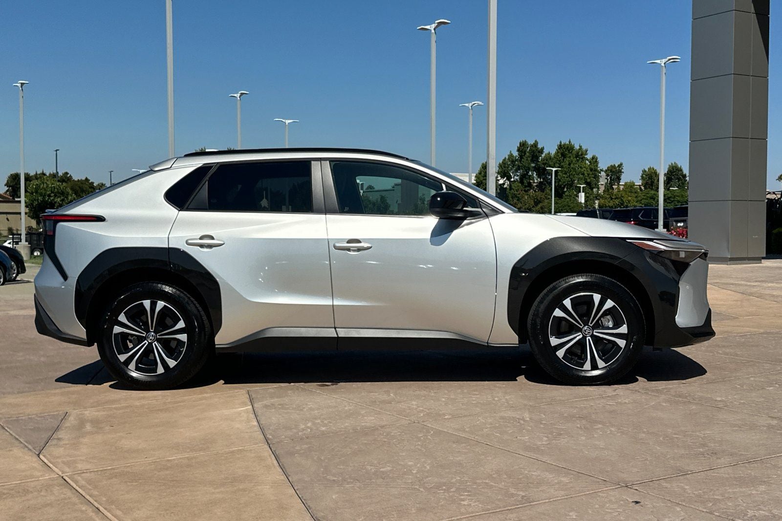 2024 Toyota bZ4X XLE