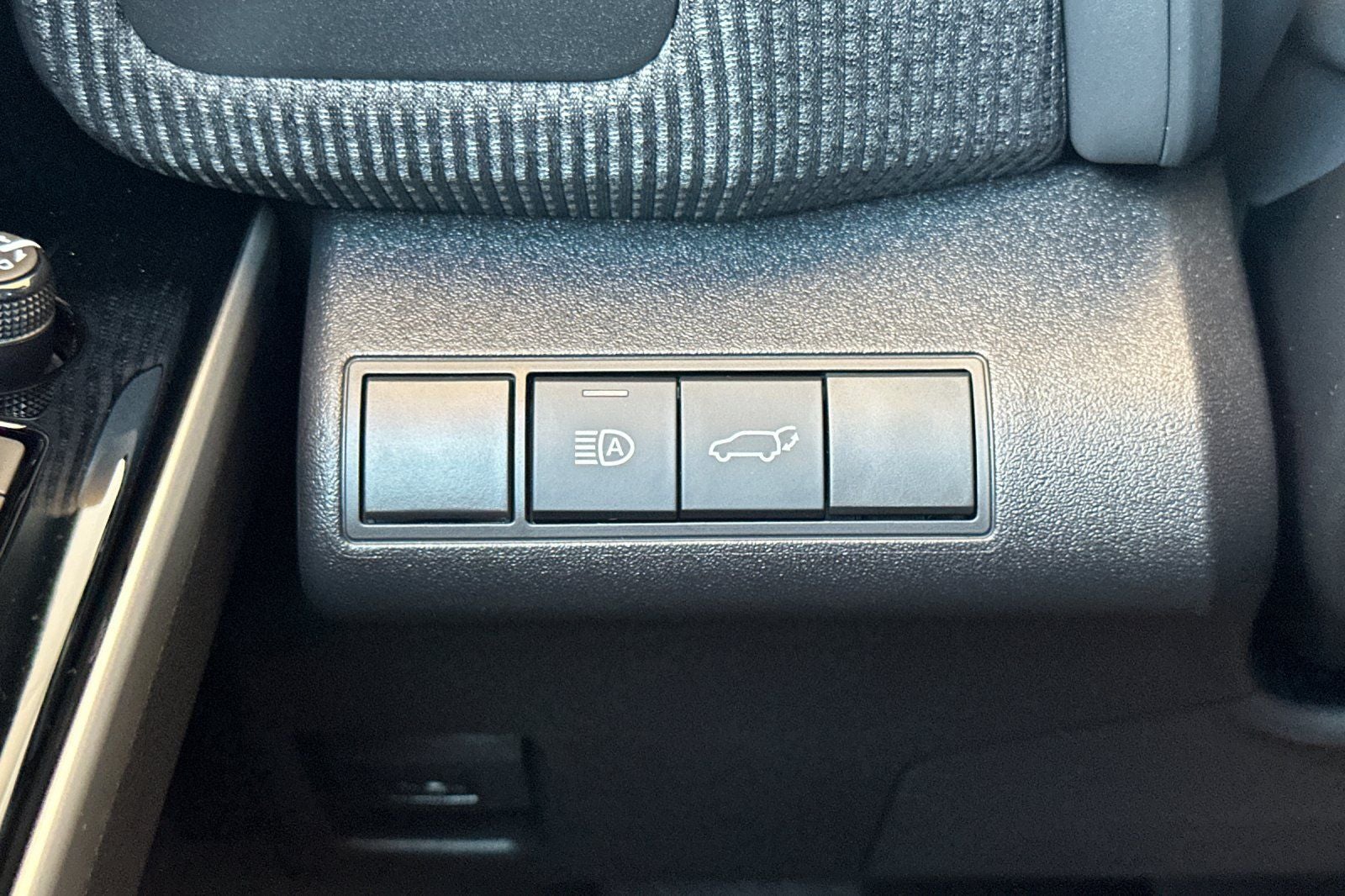 2024 Toyota bZ4X XLE