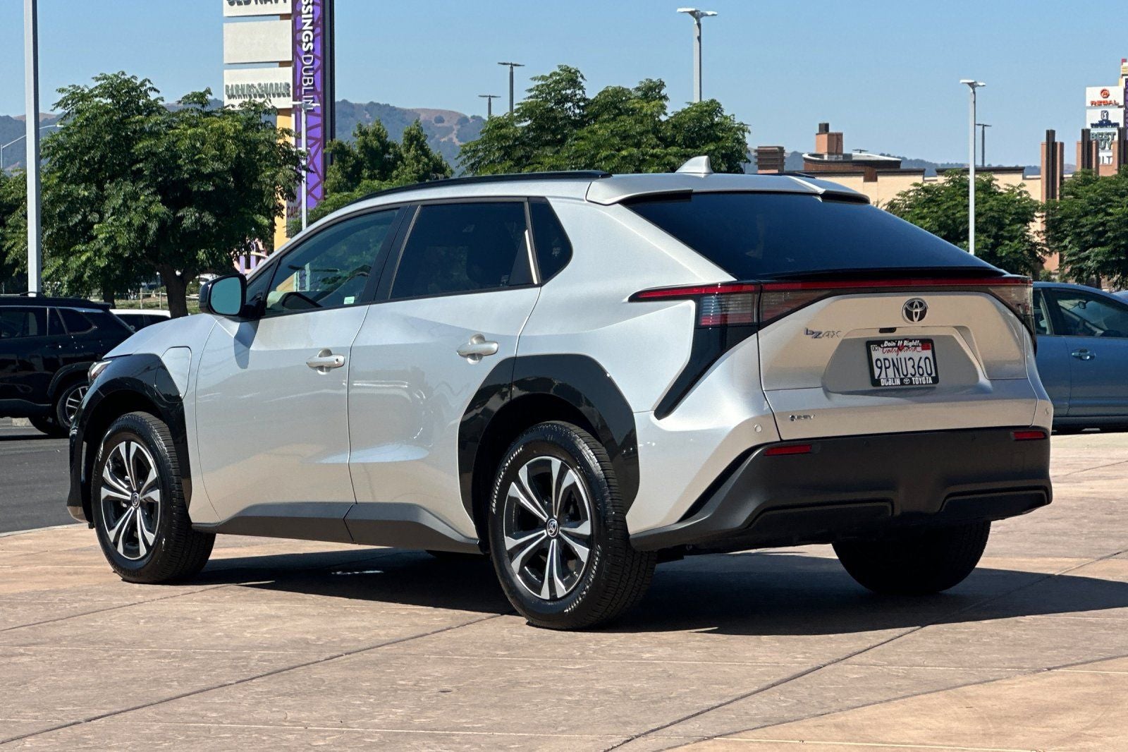 2024 Toyota bZ4X XLE