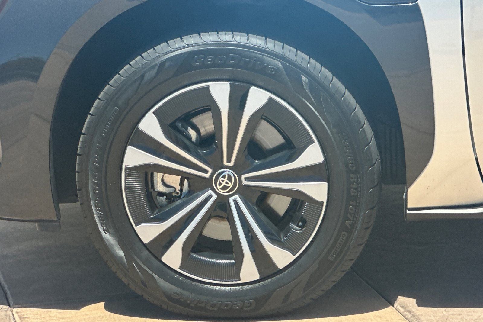 2023 Toyota bZ4X XLE