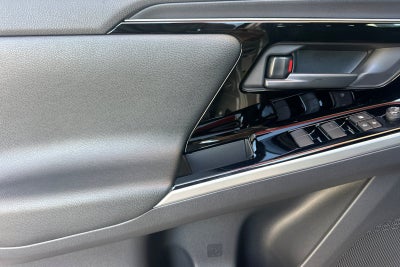 2024 Toyota bZ4X XLE