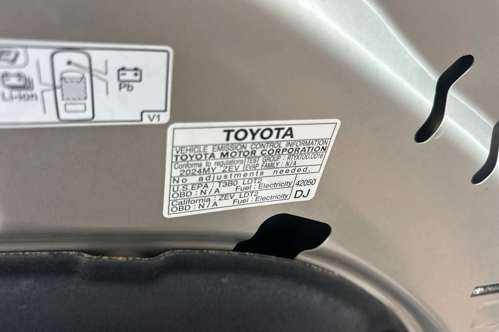 2024 Toyota bZ4X XLE