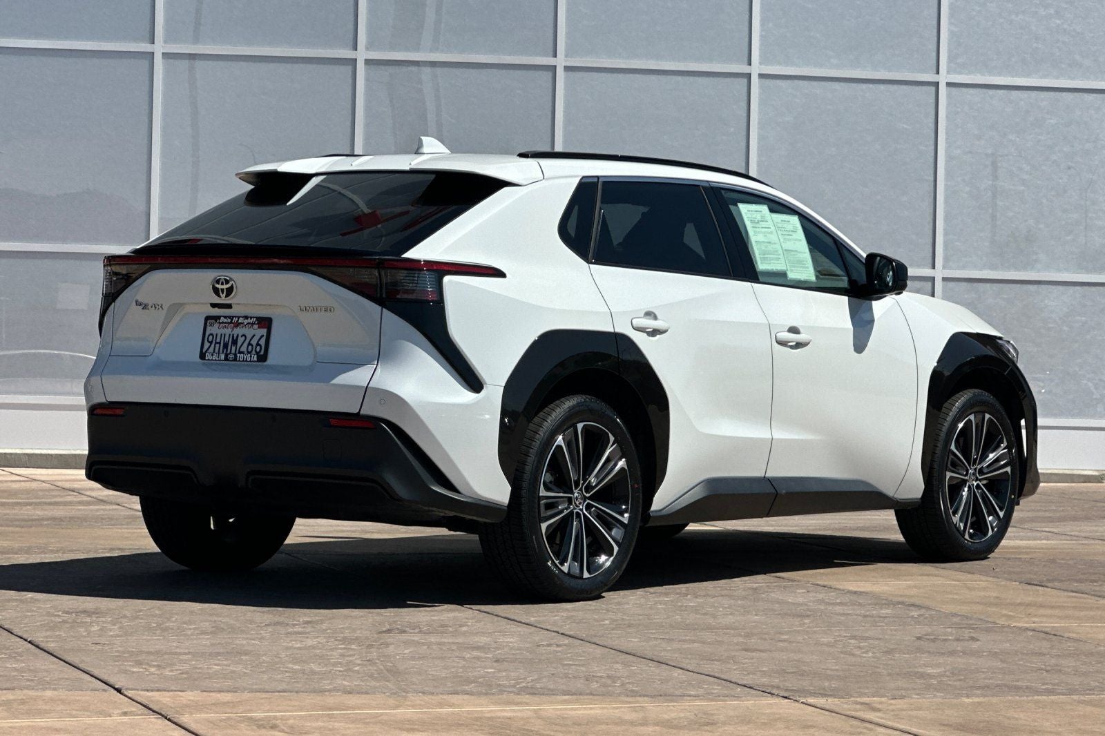 2023 Toyota bZ4X Limited
