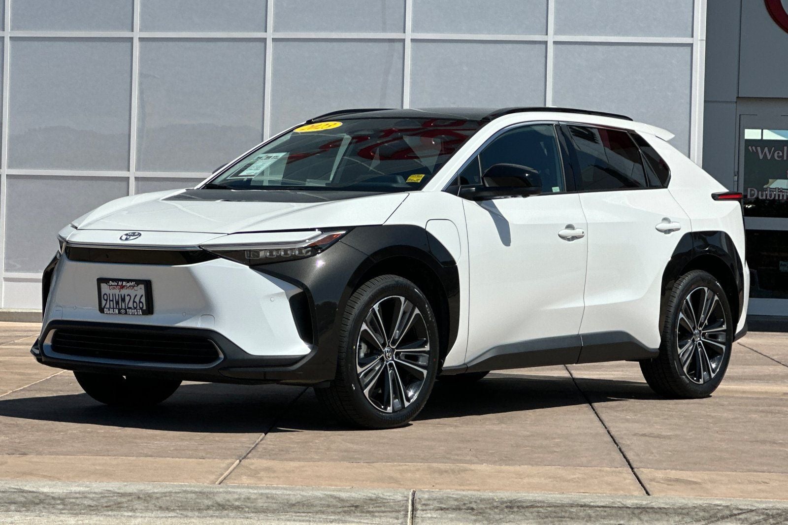 2023 Toyota bZ4X Limited
