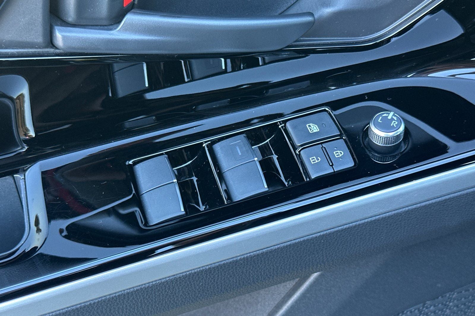 2024 Toyota bZ4X Limited