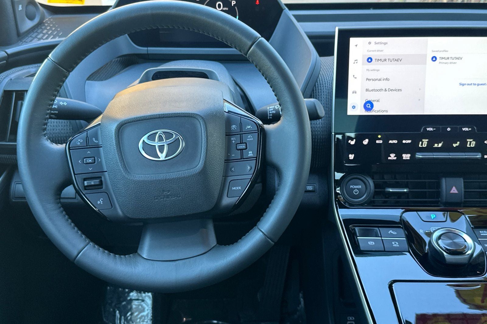 2024 Toyota bZ4X Limited