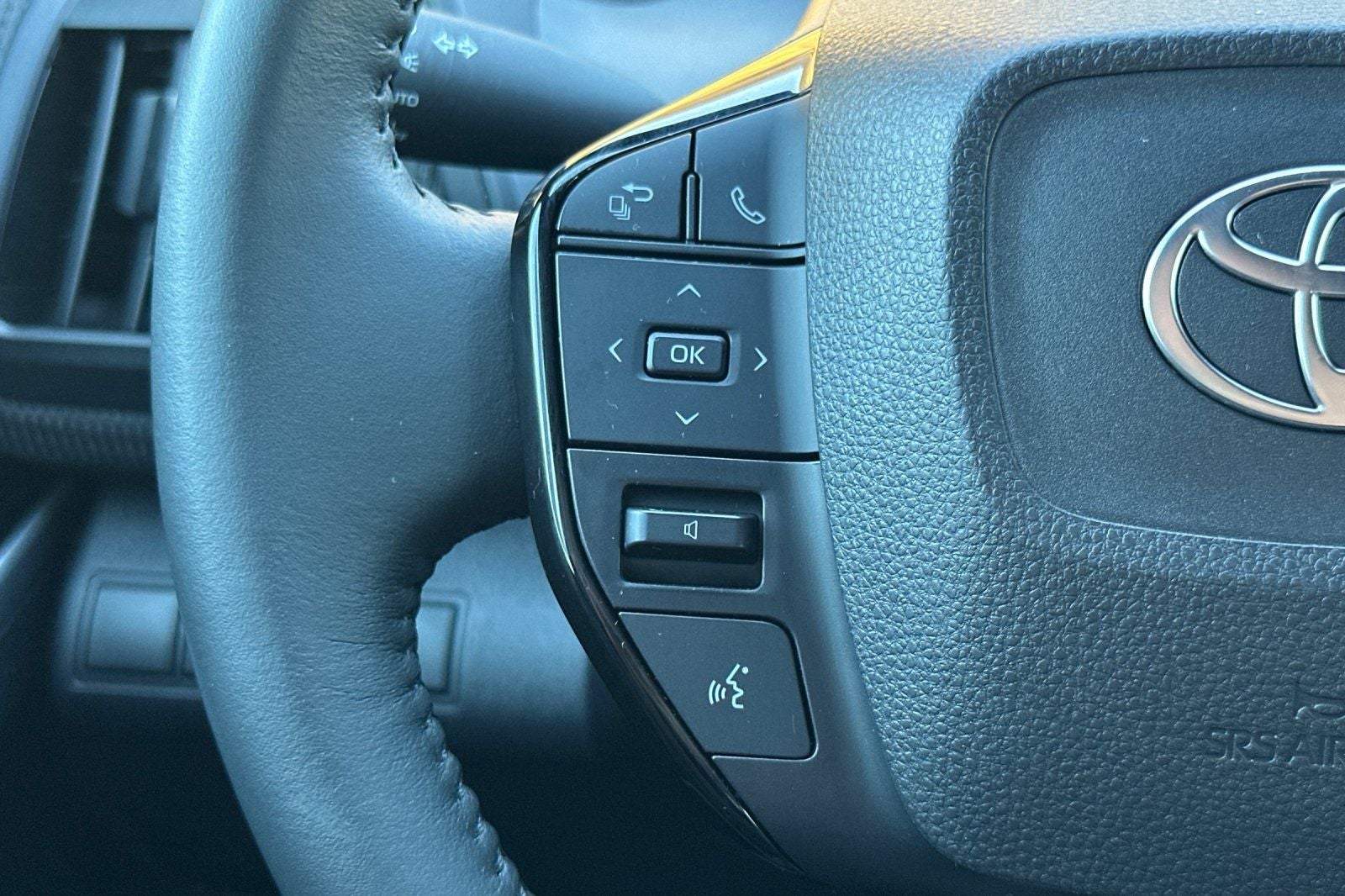 2024 Toyota bZ4X Limited