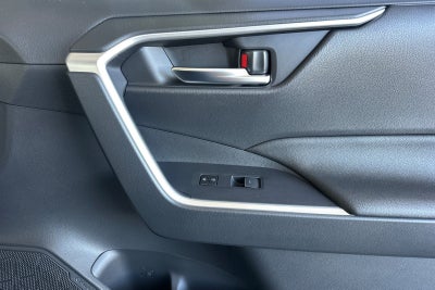 2025 Toyota RAV4 Plug-In Hybrid SE