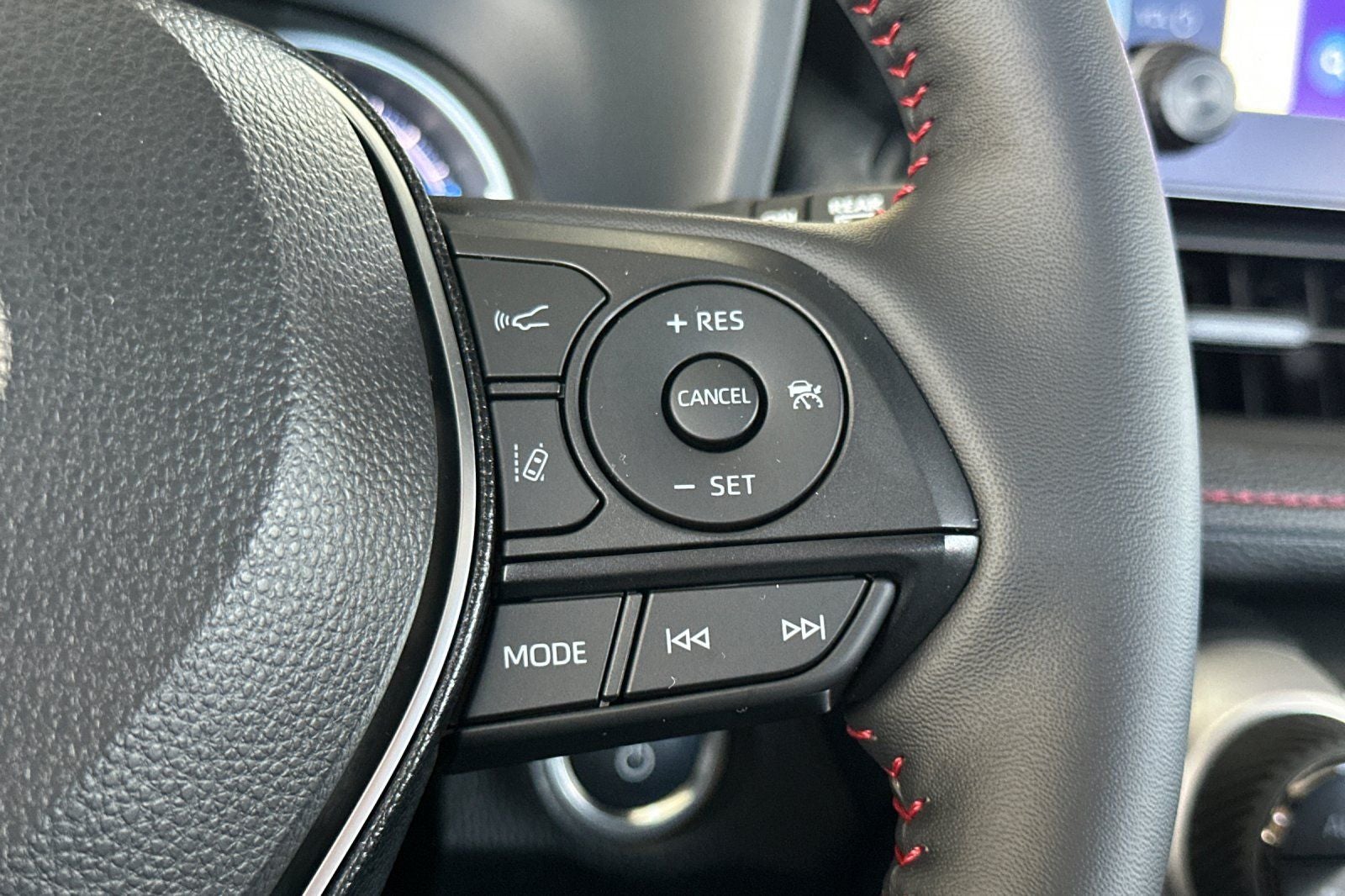 2025 Toyota RAV4 Plug-In Hybrid SE