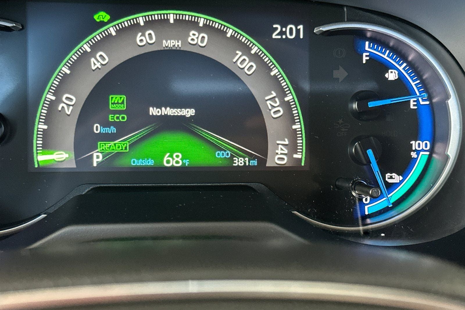 2025 Toyota RAV4 Plug-In Hybrid SE