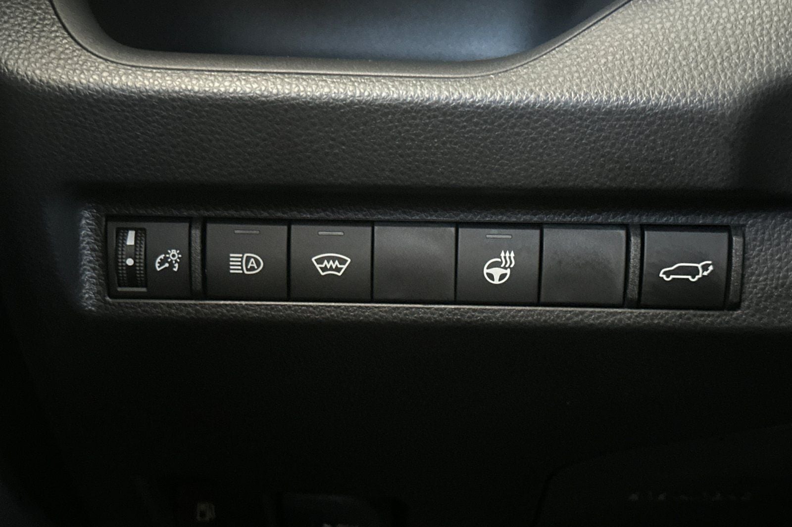 2025 Toyota RAV4 Plug-In Hybrid SE