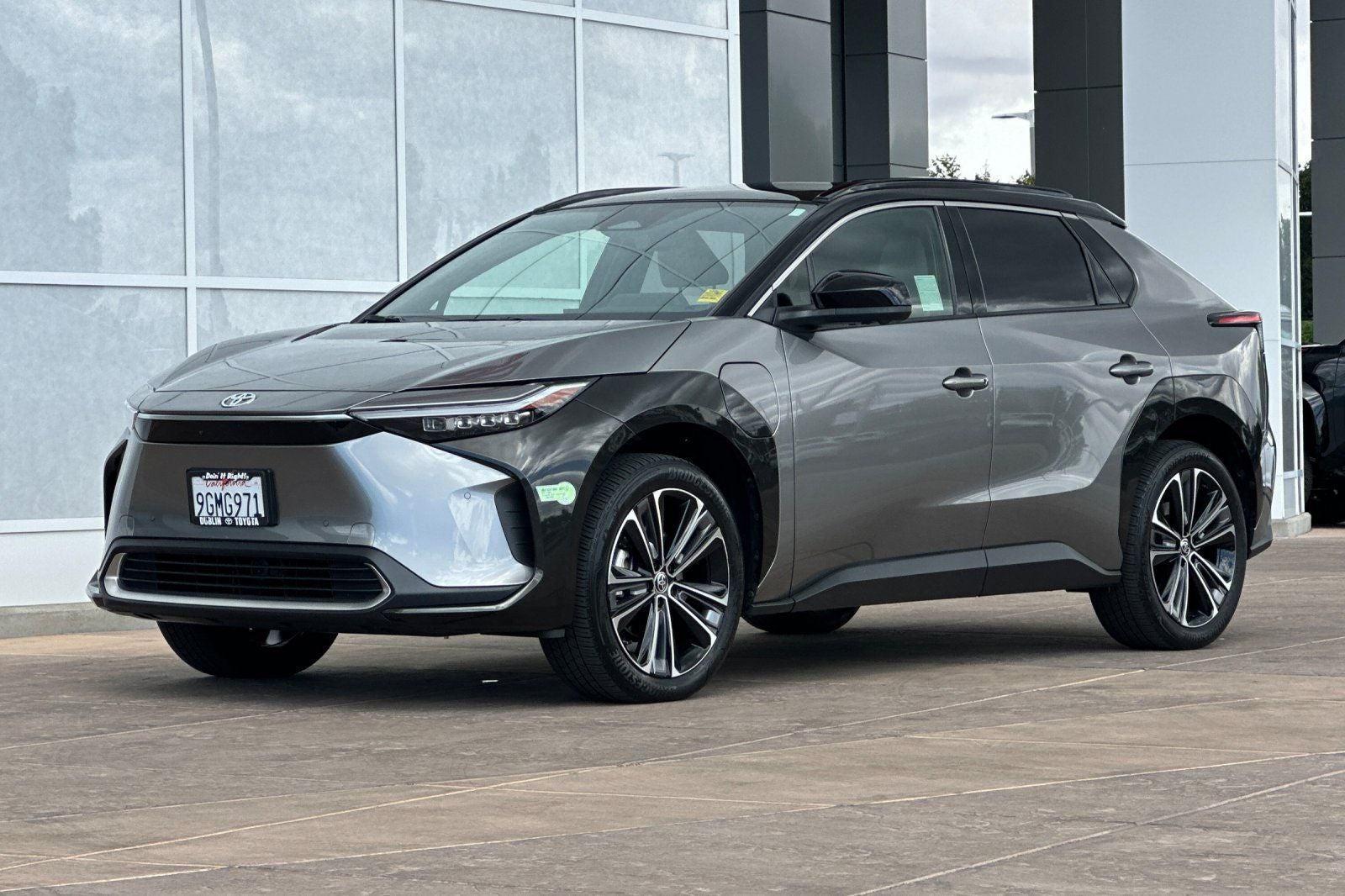 2023 Toyota bZ4X Limited