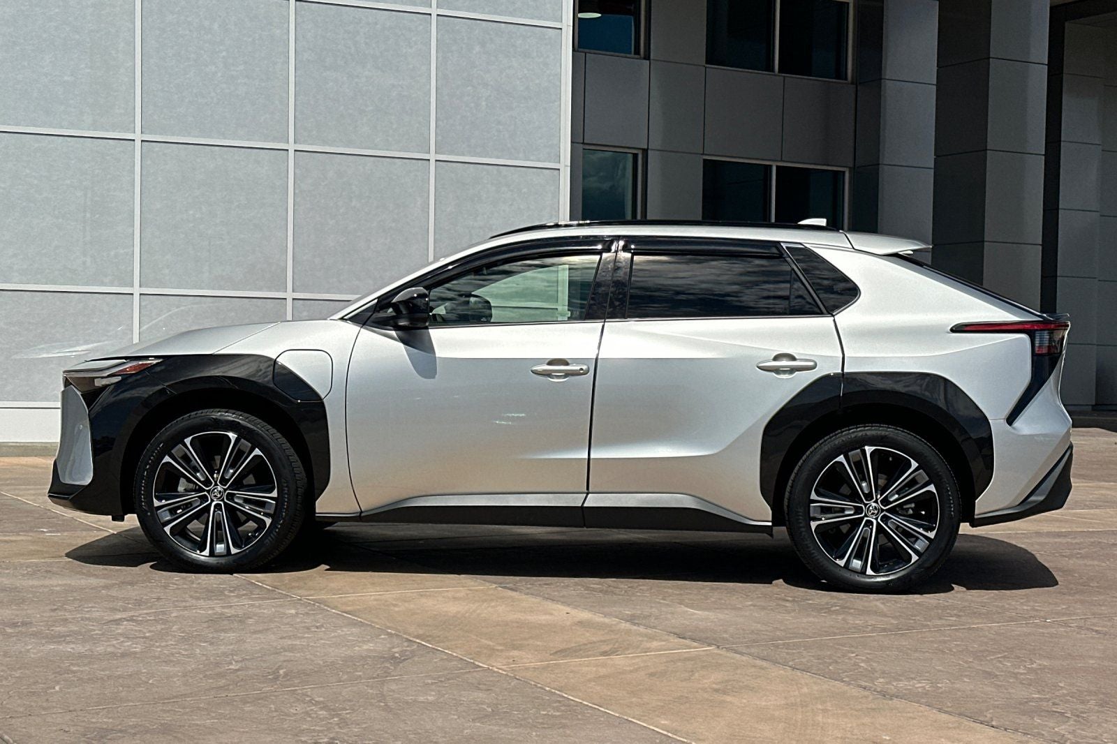 2023 Toyota bZ4X Limited