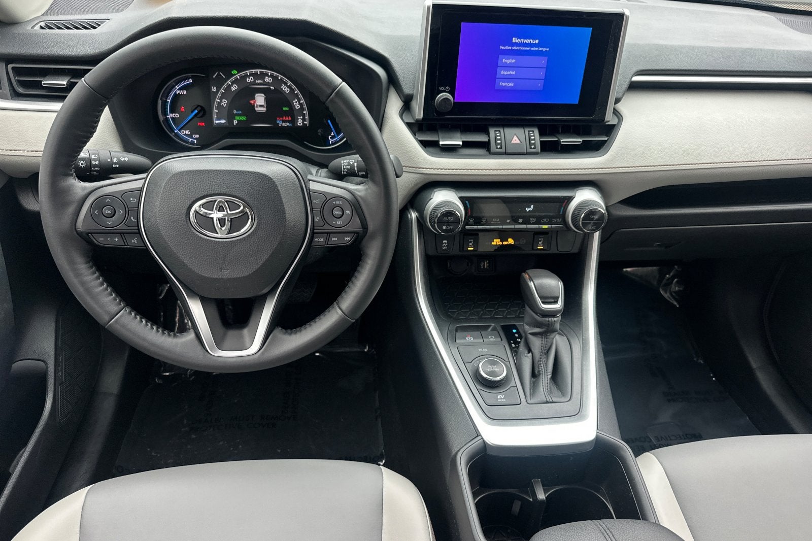 2025 Toyota RAV4 Hybrid XLE Premium