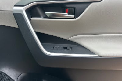 2025 Toyota RAV4 Hybrid XLE Premium