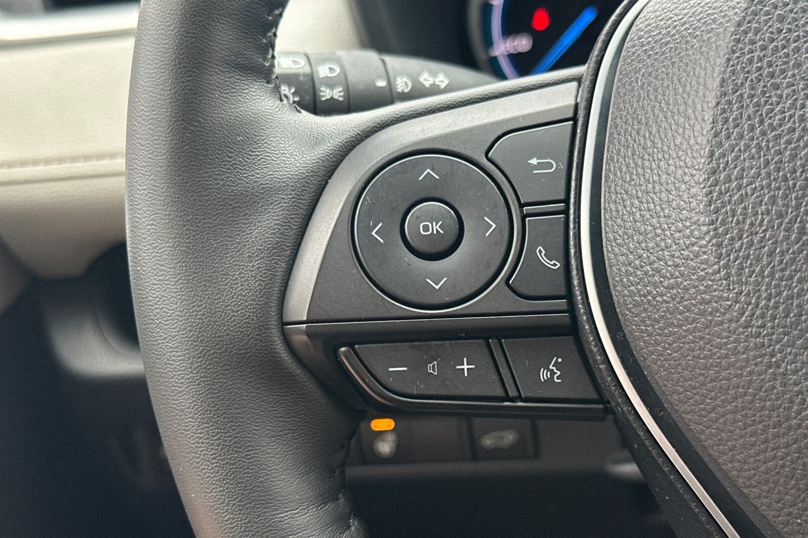 2025 Toyota RAV4 Hybrid XLE Premium