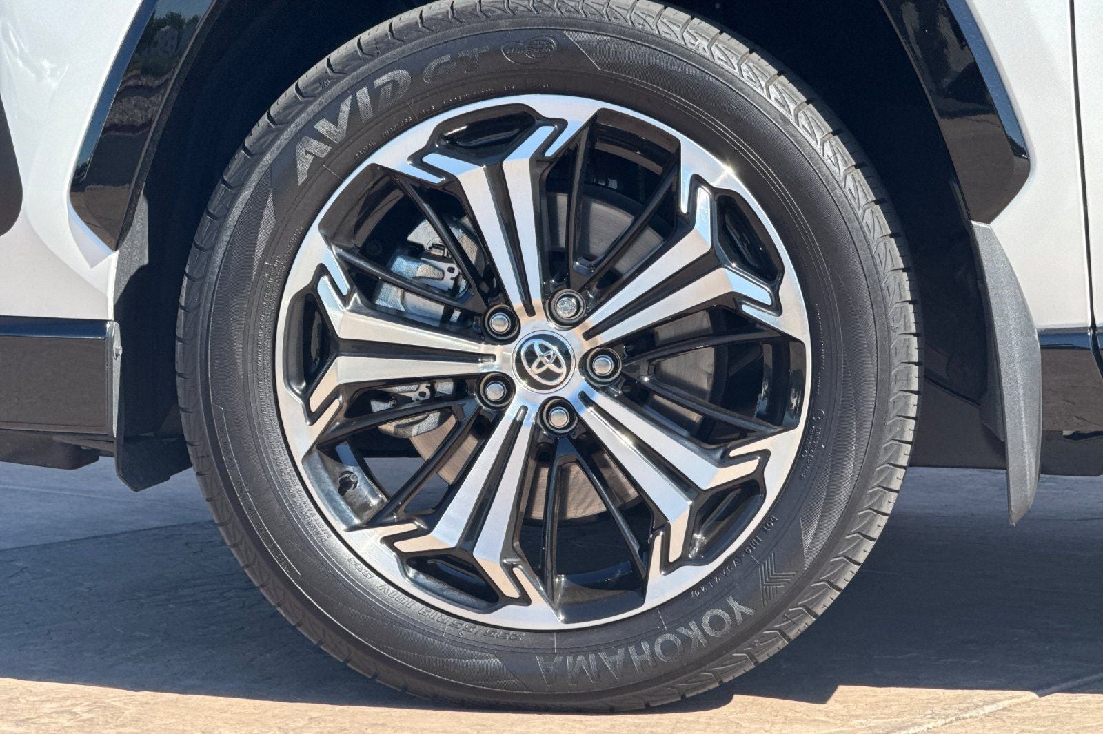 2024 Toyota RAV4 Prime XSE
