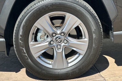 2025 Toyota RAV4 Hybrid LE