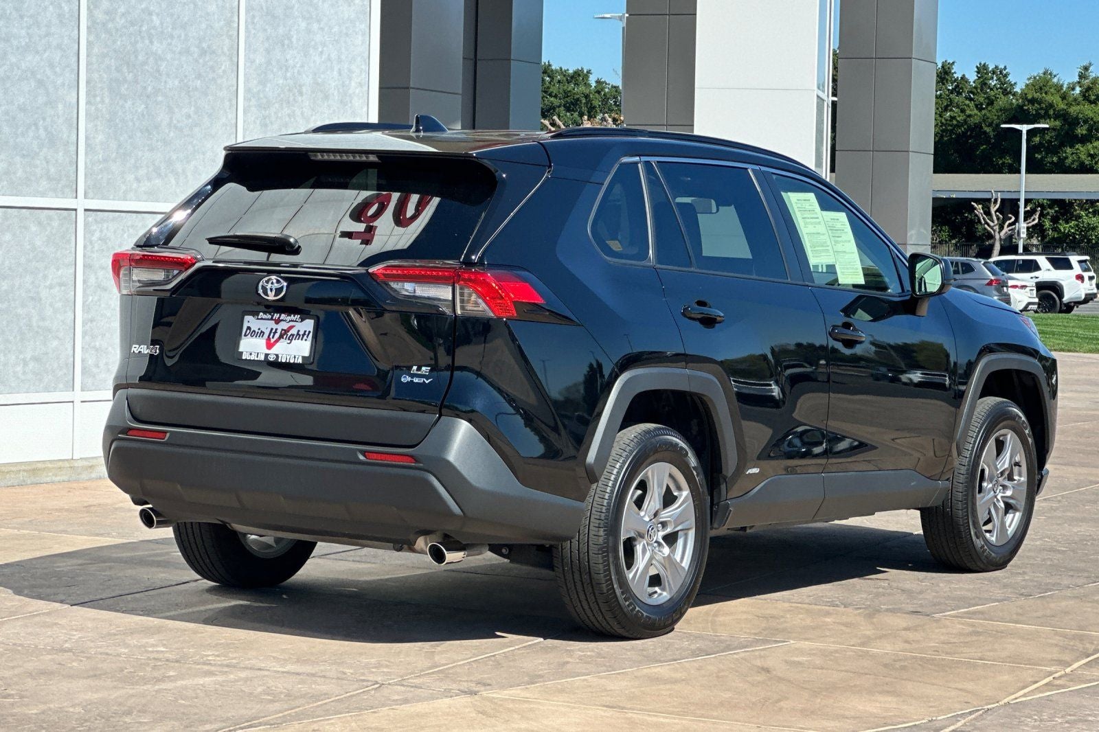 2025 Toyota RAV4 Hybrid LE